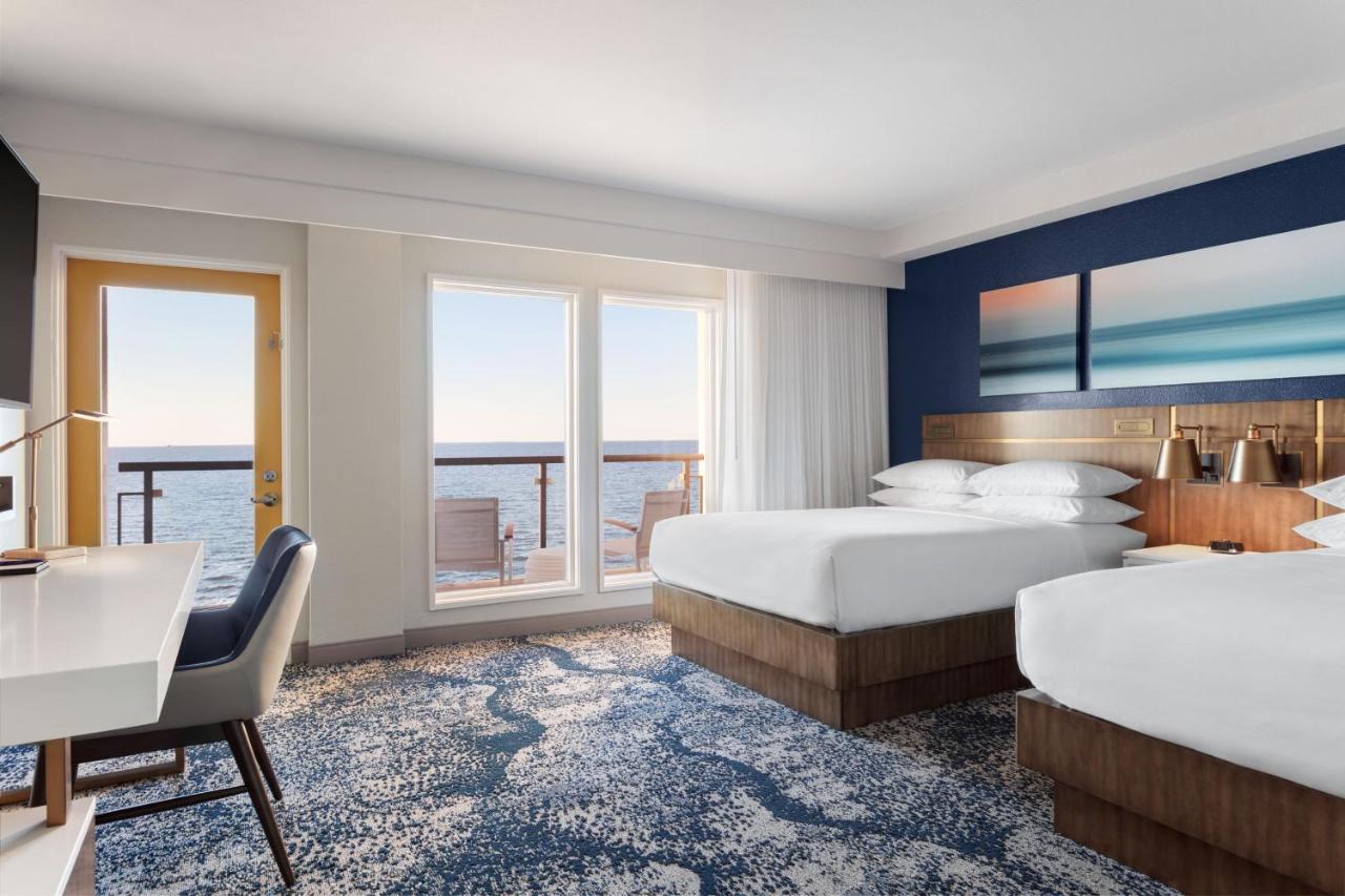Delta Hotels By Marriott Virginia Beach Waterfront Exterior photo