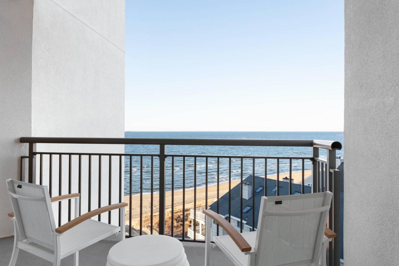 Delta Hotels By Marriott Virginia Beach Waterfront Exterior photo