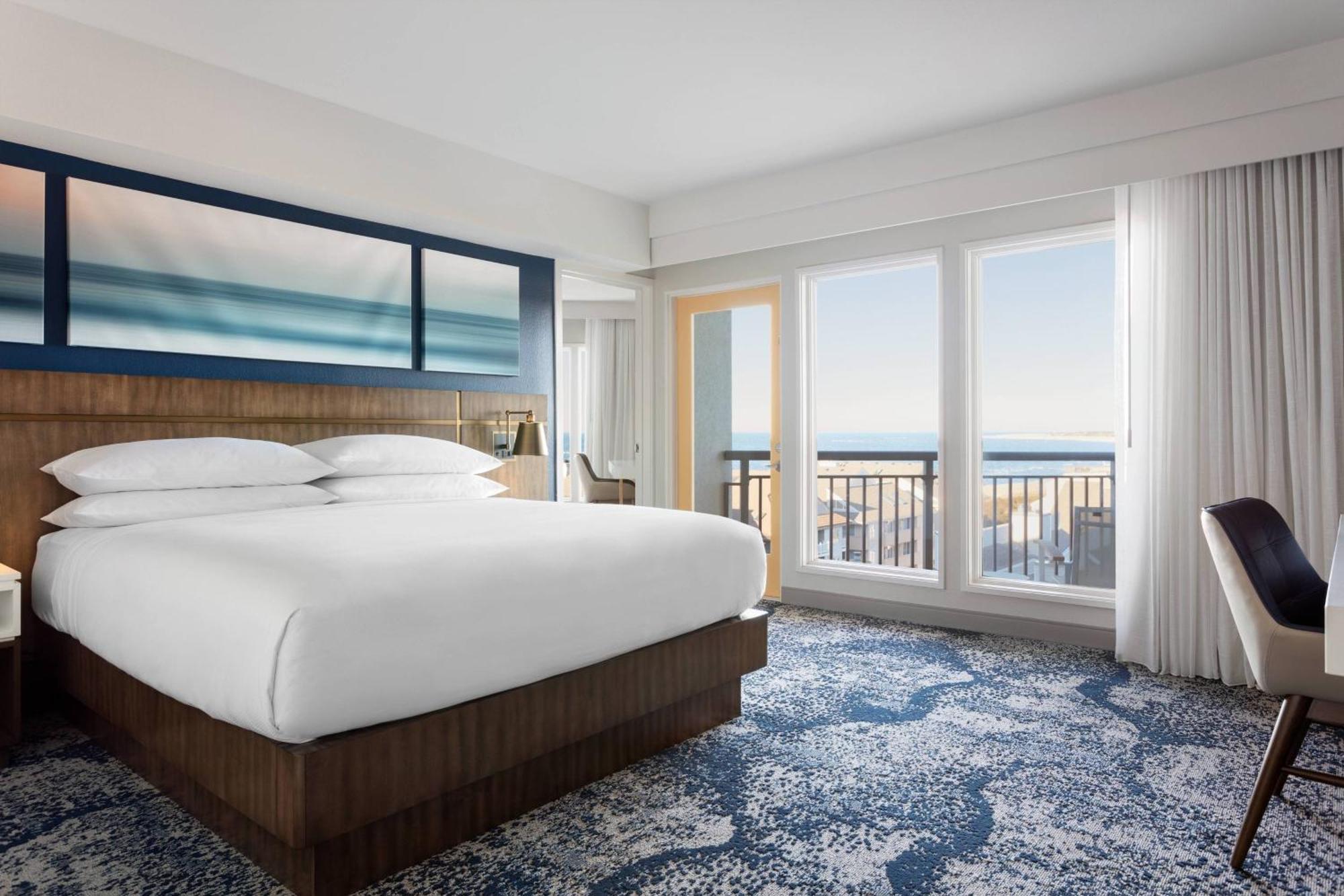 Delta Hotels By Marriott Virginia Beach Waterfront Exterior photo