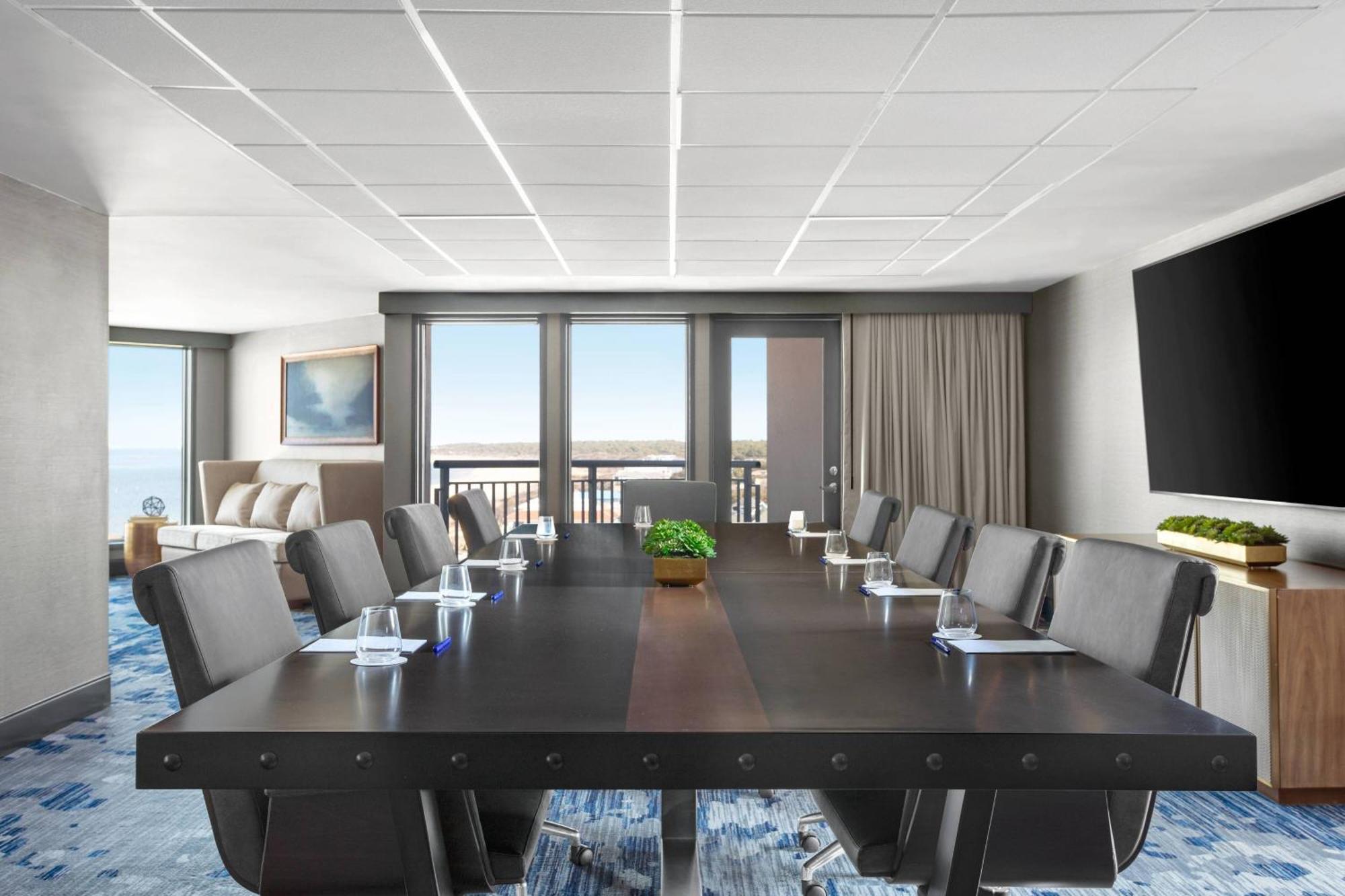 Delta Hotels By Marriott Virginia Beach Waterfront Exterior photo